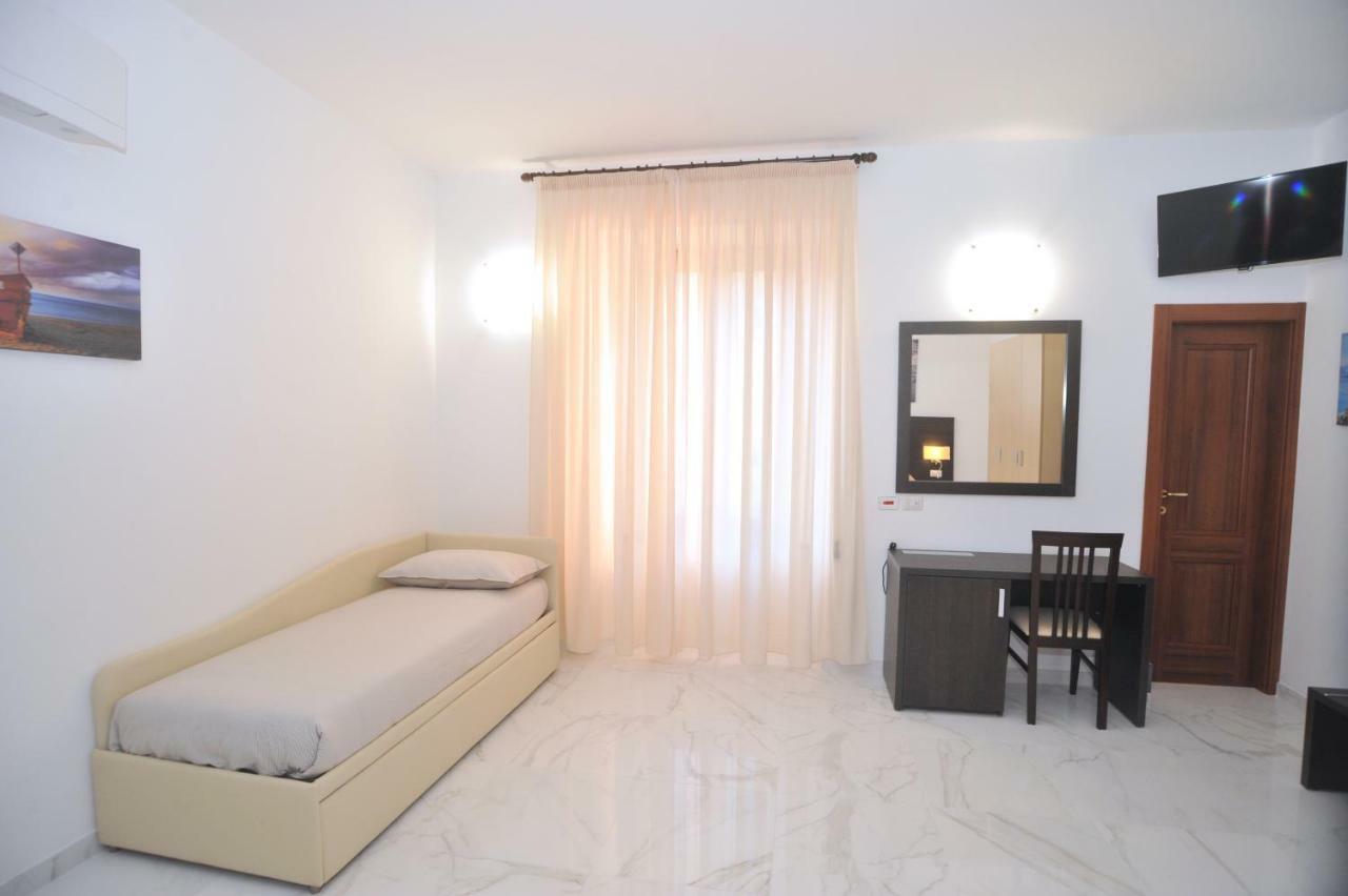 مايوري Dipino Accommodation المظهر الخارجي الصورة